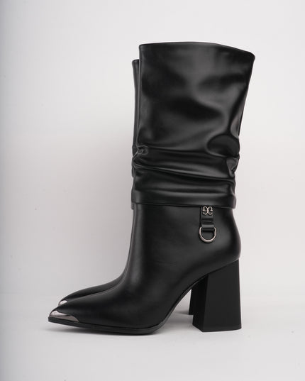 Botas de tacón negras corrugadas x hebilla