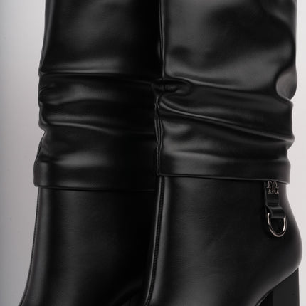Botas de tacón negras corrugadas x hebilla