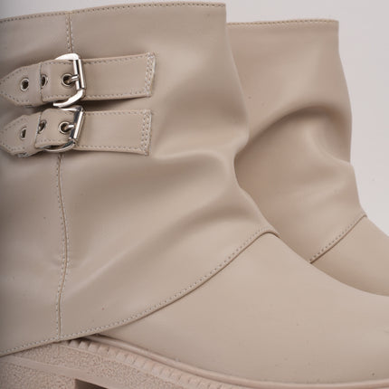 Botines beige x caña y hebillas