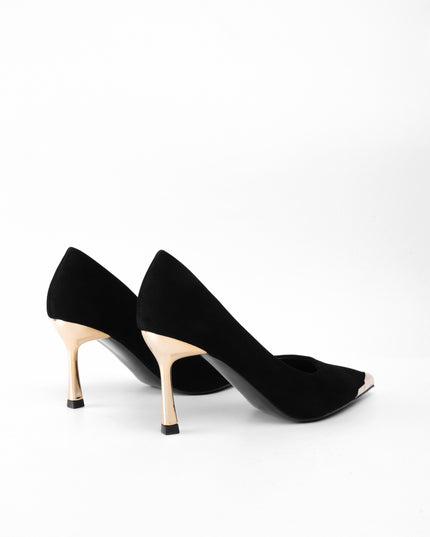 Tacón negro punta dorada