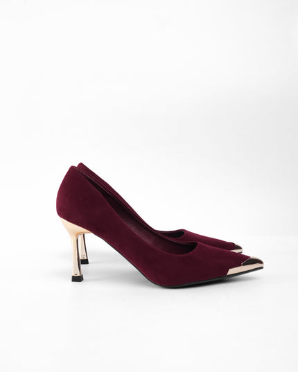 Tacón vinotinto punta dorada