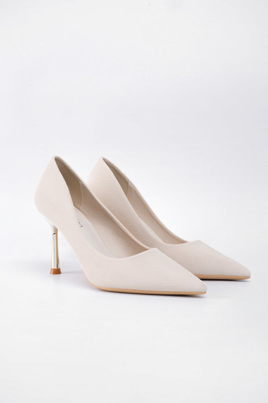 Tacón beige aplique mariposa