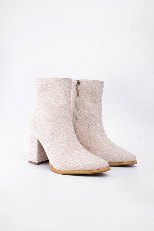 Botines de tacón beige tipo tela