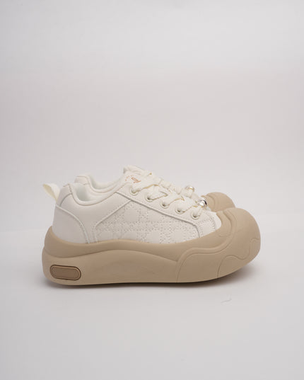 Tenis crema x suela gruesa taupe