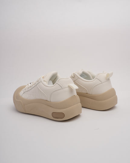 Tenis crema x suela gruesa taupe