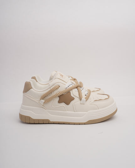 Tenis crema x beige diseño estrella