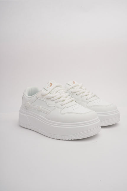 Tenis blancos x suela gruesa