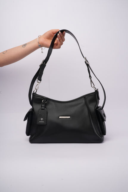 Bolso mediano ajustable negro