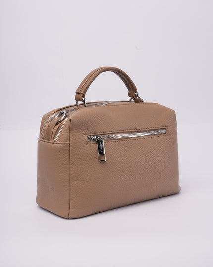 Bolso kaki mediano con charms