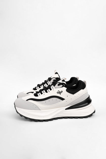 Tenis negros x blanco plataforma