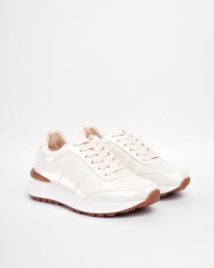 Tenis crema brillantes