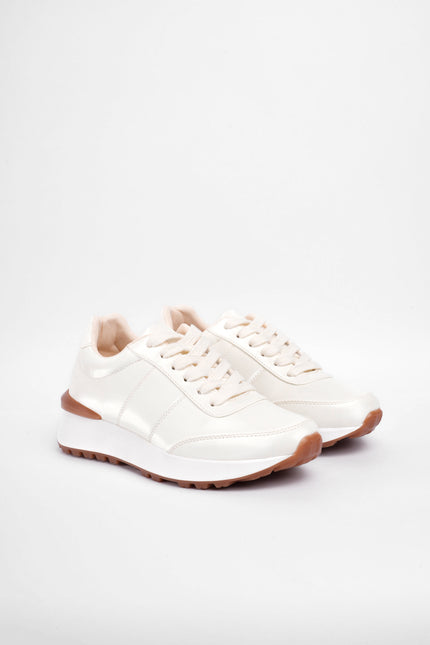 Tenis crema brillantes