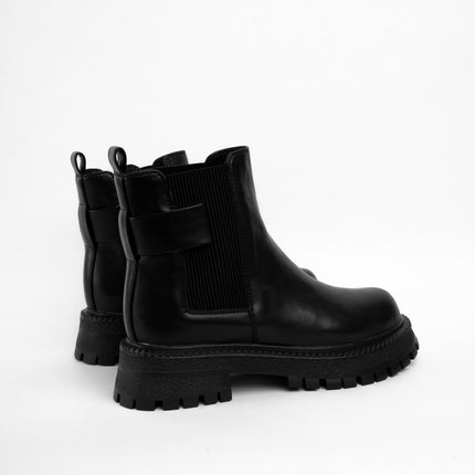 Botines negros x elástico