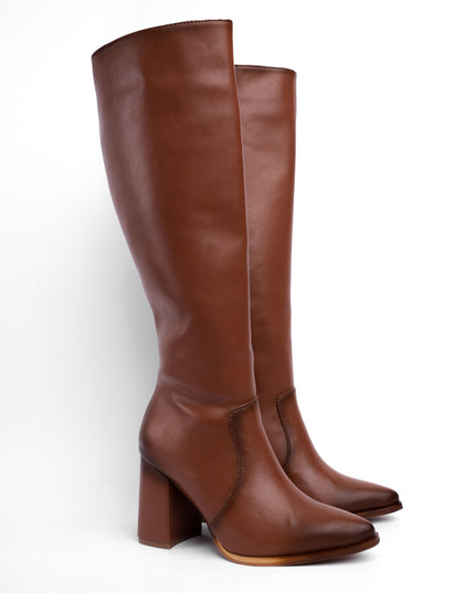 Bota larga miel puntuda