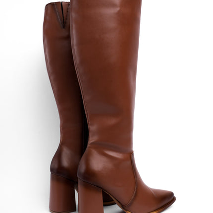 Bota larga miel puntuda