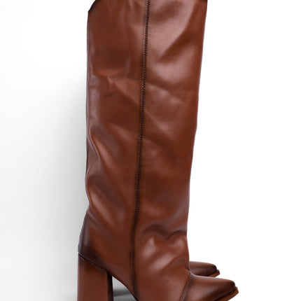 Bota alta miel tacón y material suave
