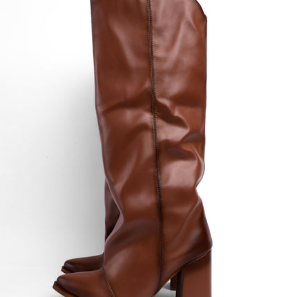 Bota alta miel tacón y material suave