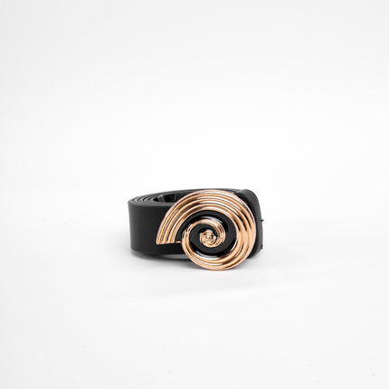 Cinturón negro diseño espiral