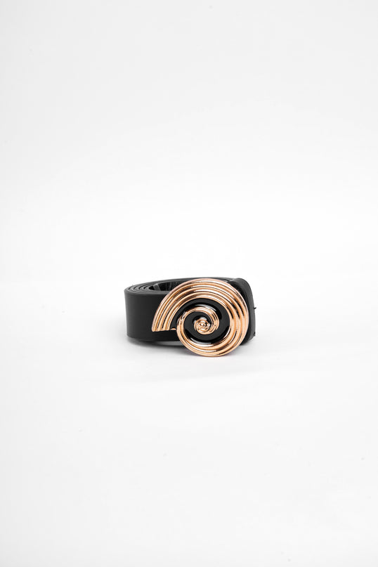 Cinturón negro diseño espiral
