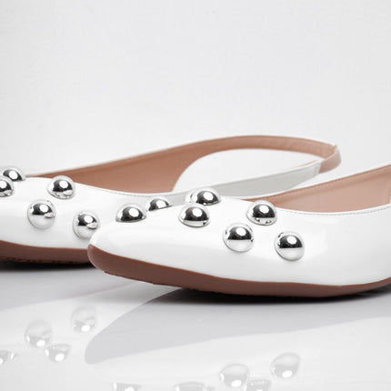 Bailarinas blancas con taches plata