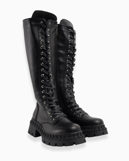 Bota larga negra cordones