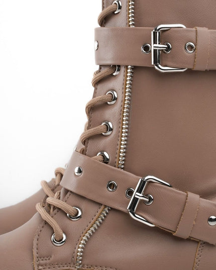 Botas tipo militar taupe y correas