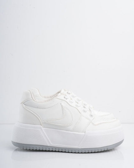 Tenis blancos con plataforma
