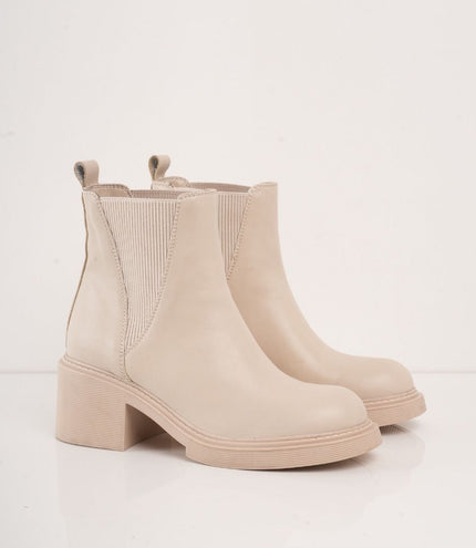 Botin beige con elástico