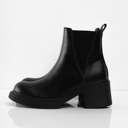 Botin negro con elástico