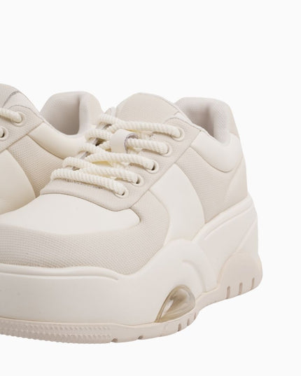 Tenis crema cámara de aire
