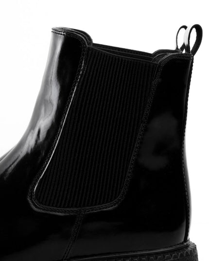 Botín charol negro con elástico