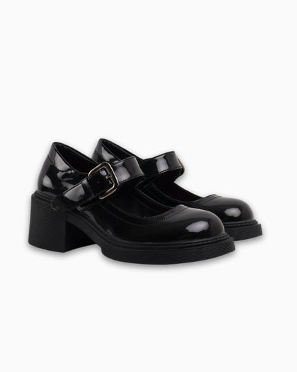 mocasín Negro Brillante con correa