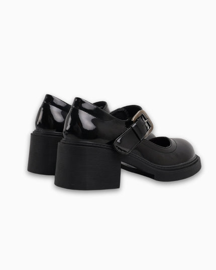 mocasín Negro Brillante con correa