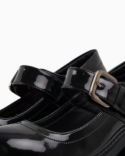 mocasín Negro Brillante con correa