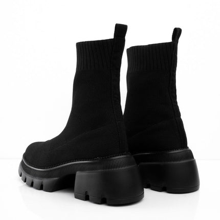 Botines tipo media negros