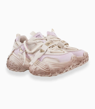 Tenis Beige LILA con Detalles Texturizados