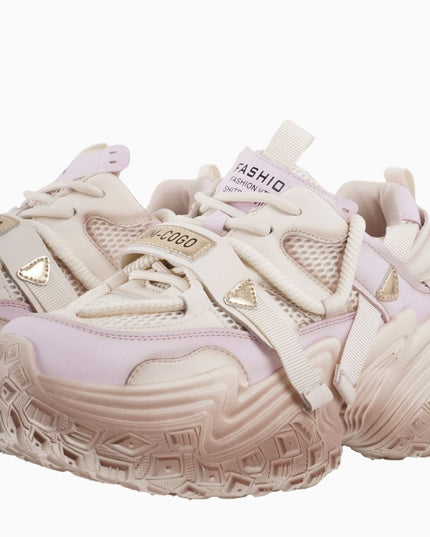 Tenis Beige LILA con Detalles Texturizados