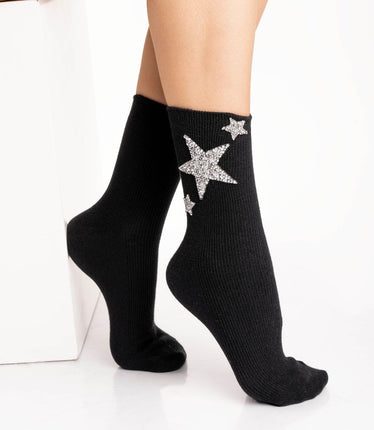 Medias negras con estrellas