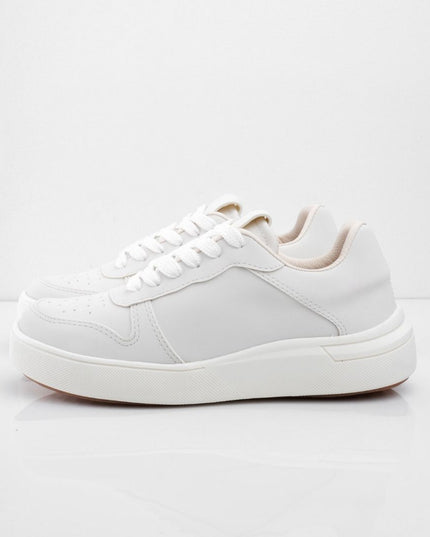 Tenis grises básicos con suela baja