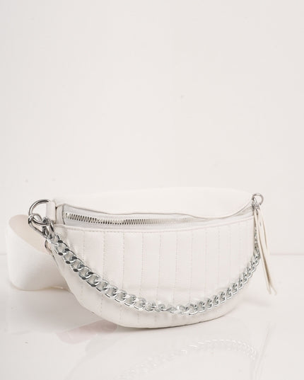 Bolso blanco con cremallera y cadena plateada
