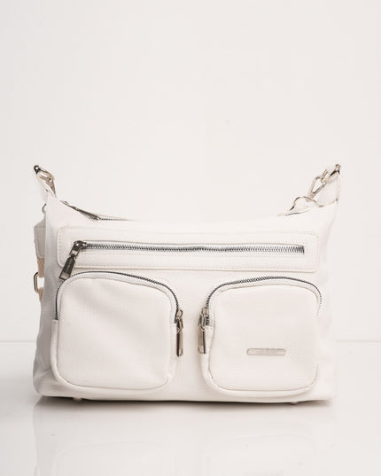 Bolso blanco con correa y múltiples bolsillos
