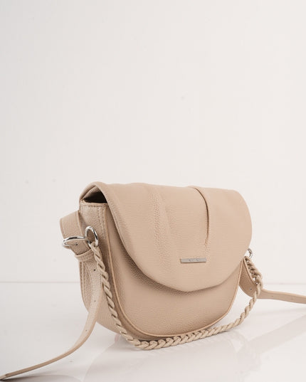 Bolso beige con cadena