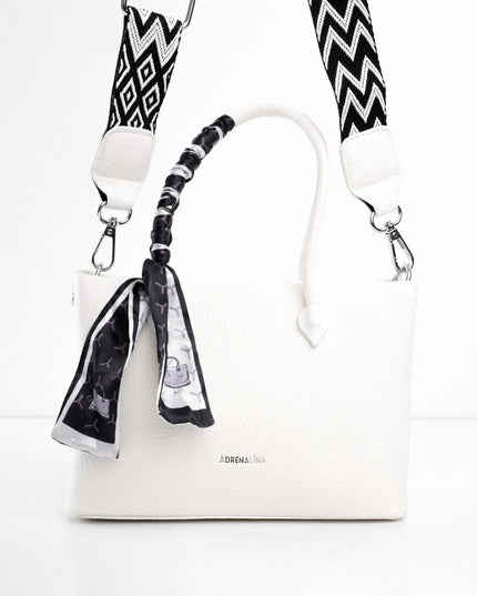 Bolso elegante blanco con correa y pañoleta