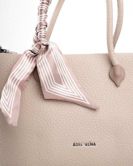 Bolso elegante beige con correa y pañoleta