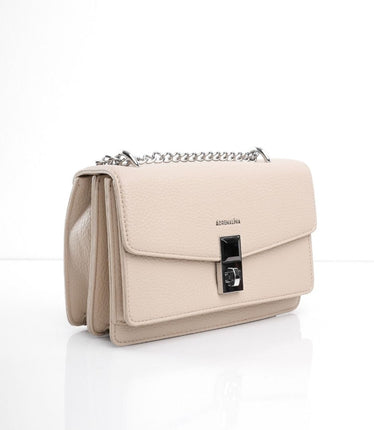 Bolso kaki con hebilla y cadena plata