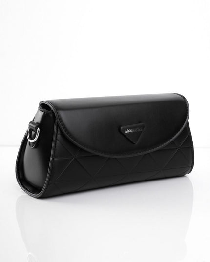 Bolso negro con diseño craquelado y correa
