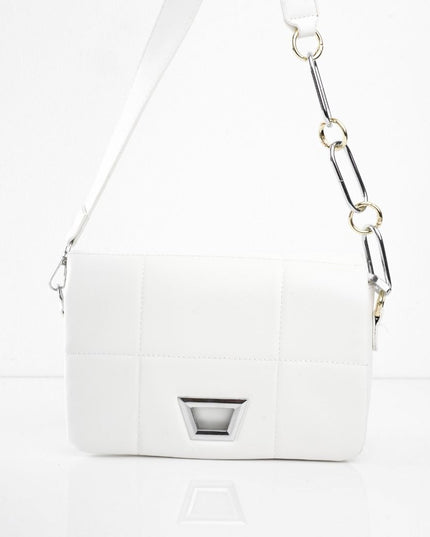 Bolso blanco con diseño y correa
