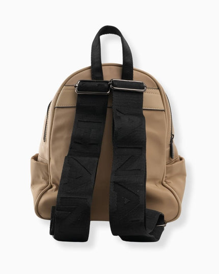 Morral camel de diseño minimalista