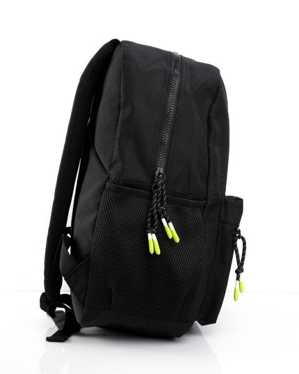 Morral impermeable nergro con bolsillo frontal y correa