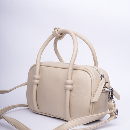 Mini bolso beige en tendencia con correa